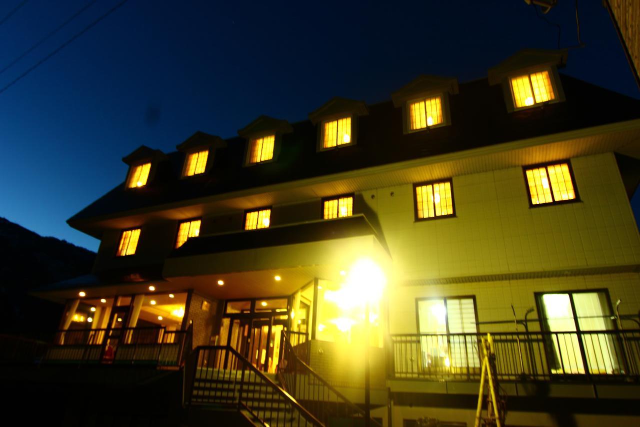 Hotel Utopia Yuzawa  Extérieur photo